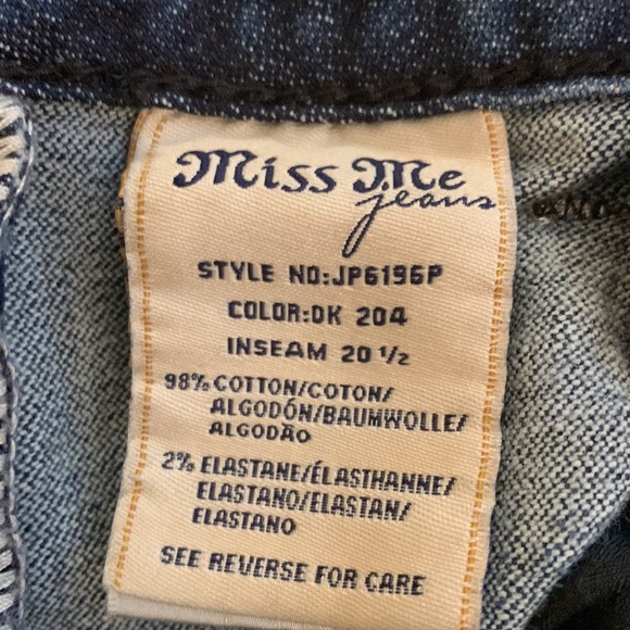 Miss Me Capris - Picture 7 of 10